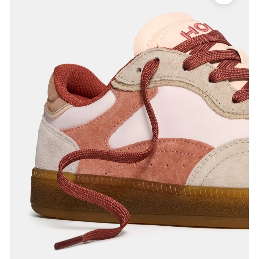 Women's Athletic Shoes in Pink and Cream - Picture 2 of 9